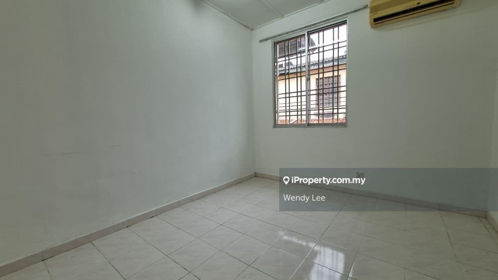 Rumah Berangkai 2 Tingkat untuk Disewa di Saujana Puchong, Puchong oleh Wendy Lee - iProperty.com.my