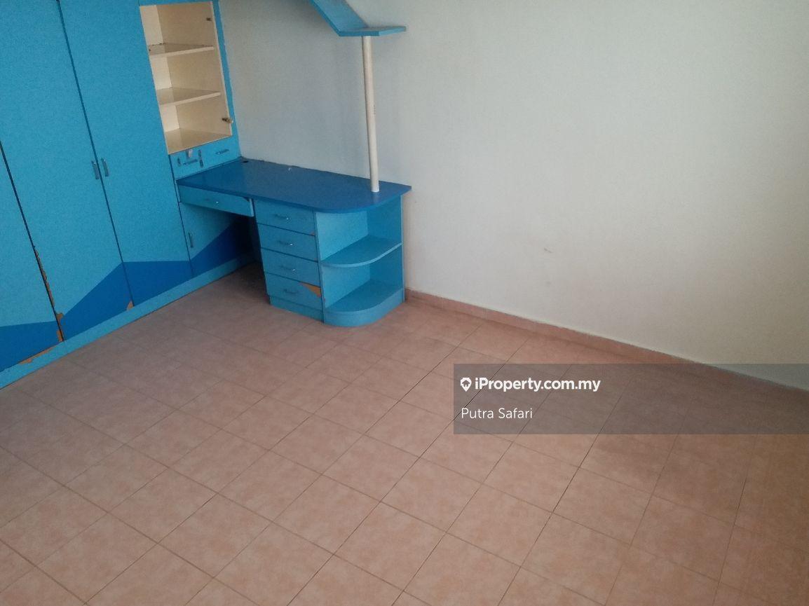 Semi-Detached House for Sale in sek 9, seksyen 9, shah alam, sec 9, section 9, Shah Alam by Putra Safari - iProperty.com.my
