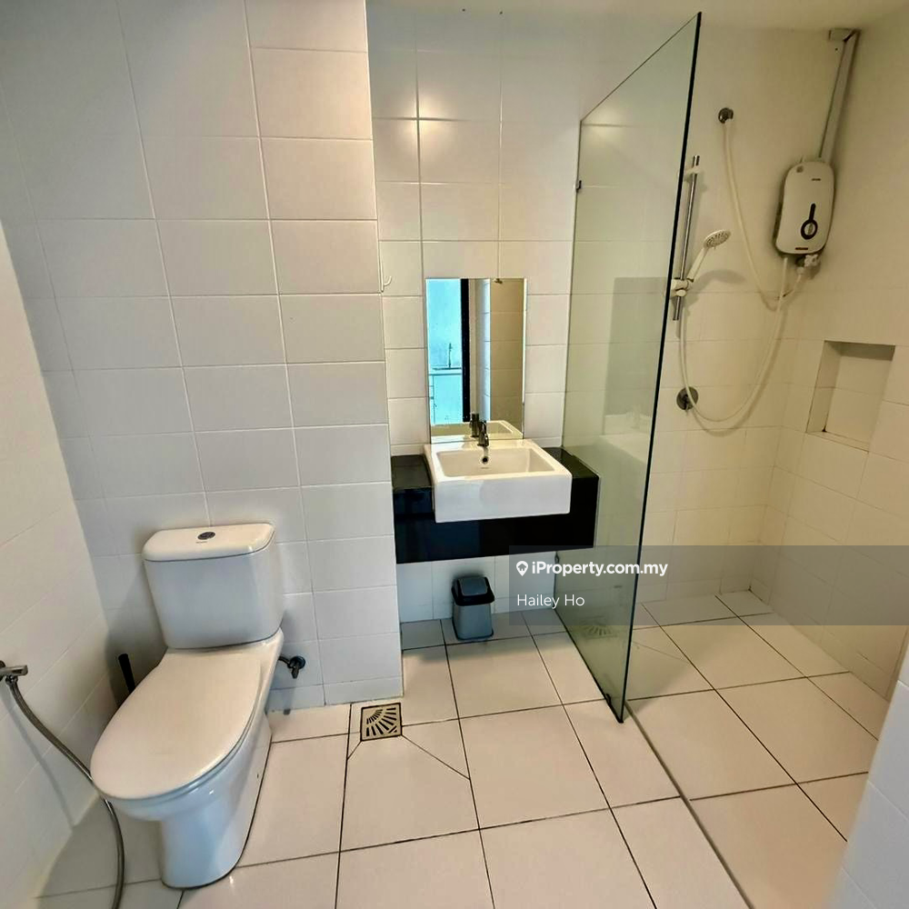 Service Residence for Rent in Trefoil by Hailey Ho - iProperty.com.my