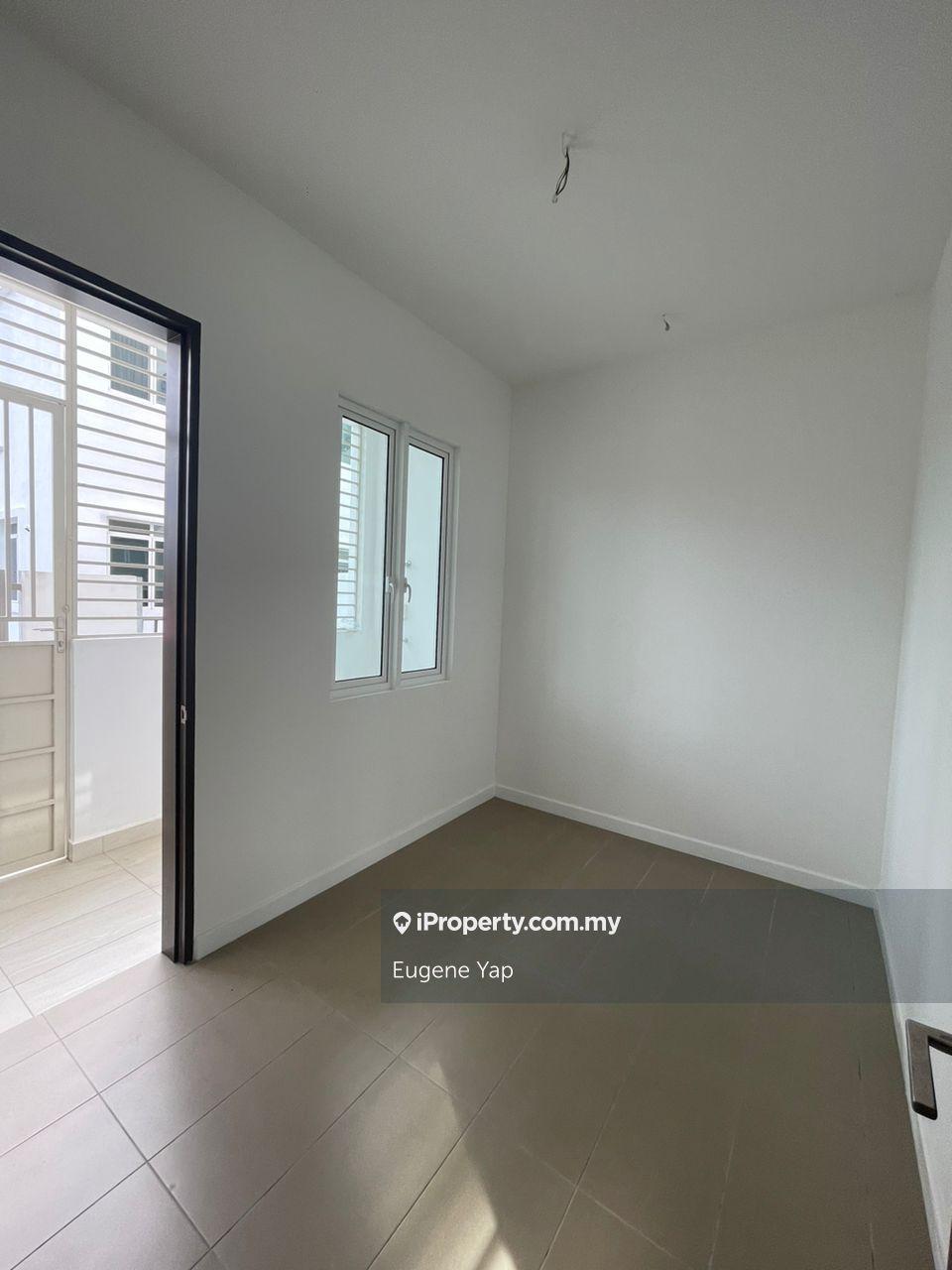 Rumah Berangkai 3 Tingkat untuk Dijual di Puncak Indah @ Ampang, Ampang oleh Eugene Yap - iProperty.com.my