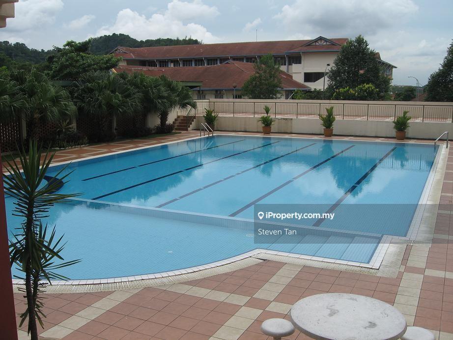 Condominium for Sale in La Vista Condominiums by Steven Tan - iProperty.com.my