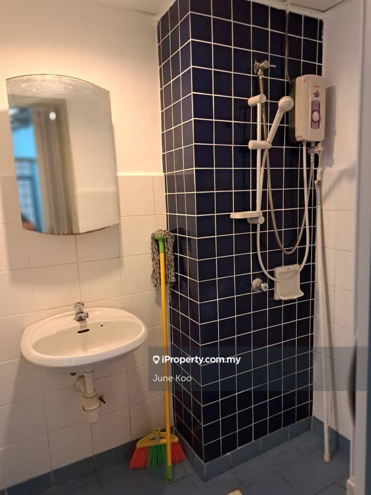 Condominium for Sale in Perdana Exclusive by June Koo - iProperty.com.my