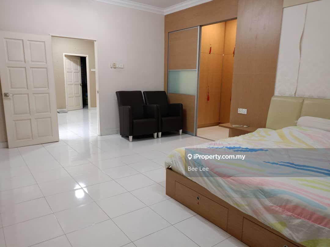Rumah Berkembar untuk Dijual di Aman Perdana, Bukit Raja, Setia Alam, Klang oleh Bee Lee - iProperty.com.my