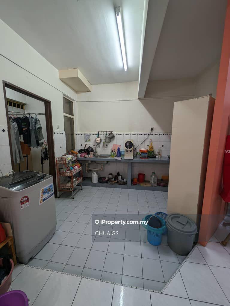 Condominium for Sale in Subang Ville Aman Luxury Condominiums by CHUA GS - iProperty.com.my