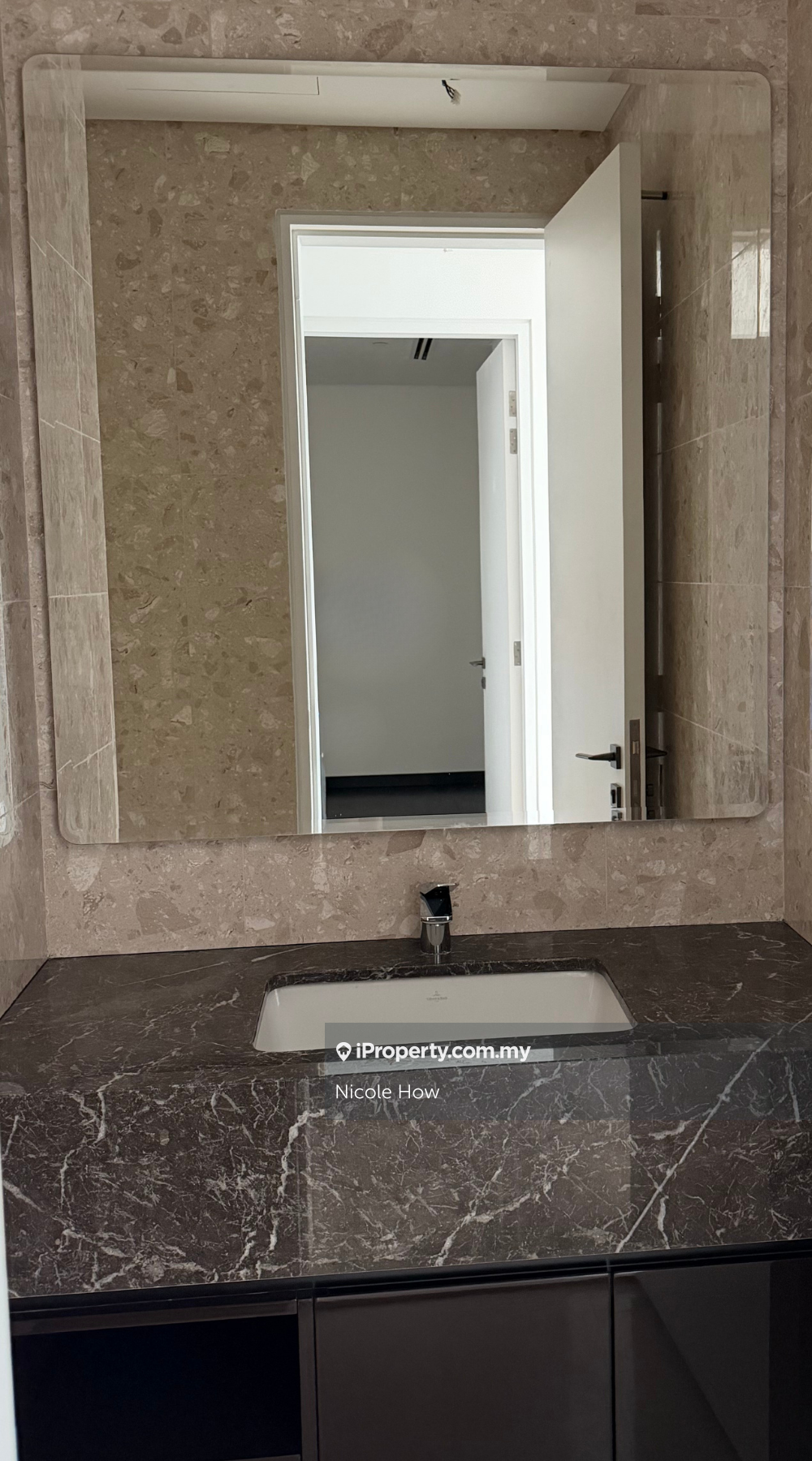 Service Residence for Sale in Pavilion Damansara Heights by Nicole How - iProperty.com.my