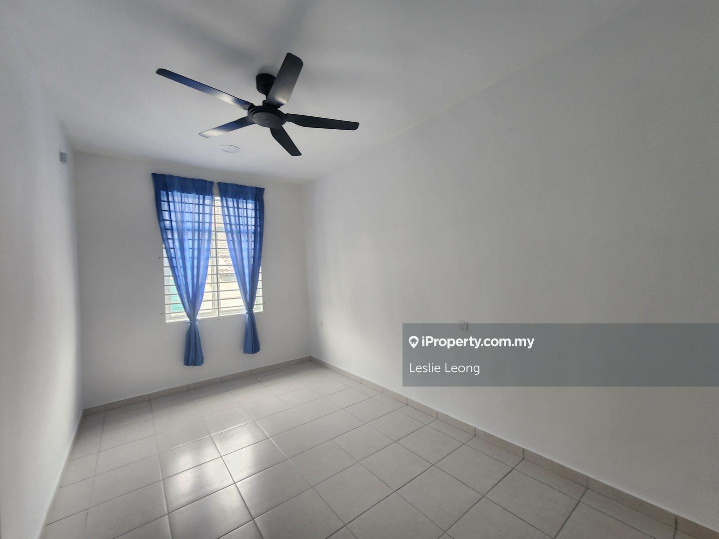 Rumah Berangkai 2 Tingkat untuk Disewa di Scientex Rawang 2 storey terrace for rent, Rawang oleh Leslie Leong - iProperty.com.my
