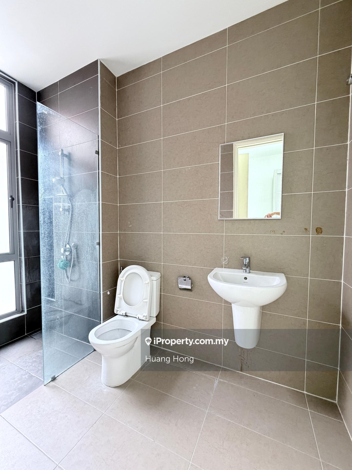 Rumah Berangkai 2 Tingkat untuk Dijual di Liu Li Garden, Setia Eco Glades, Cyberjaya oleh Huang Hong - iProperty.com.my