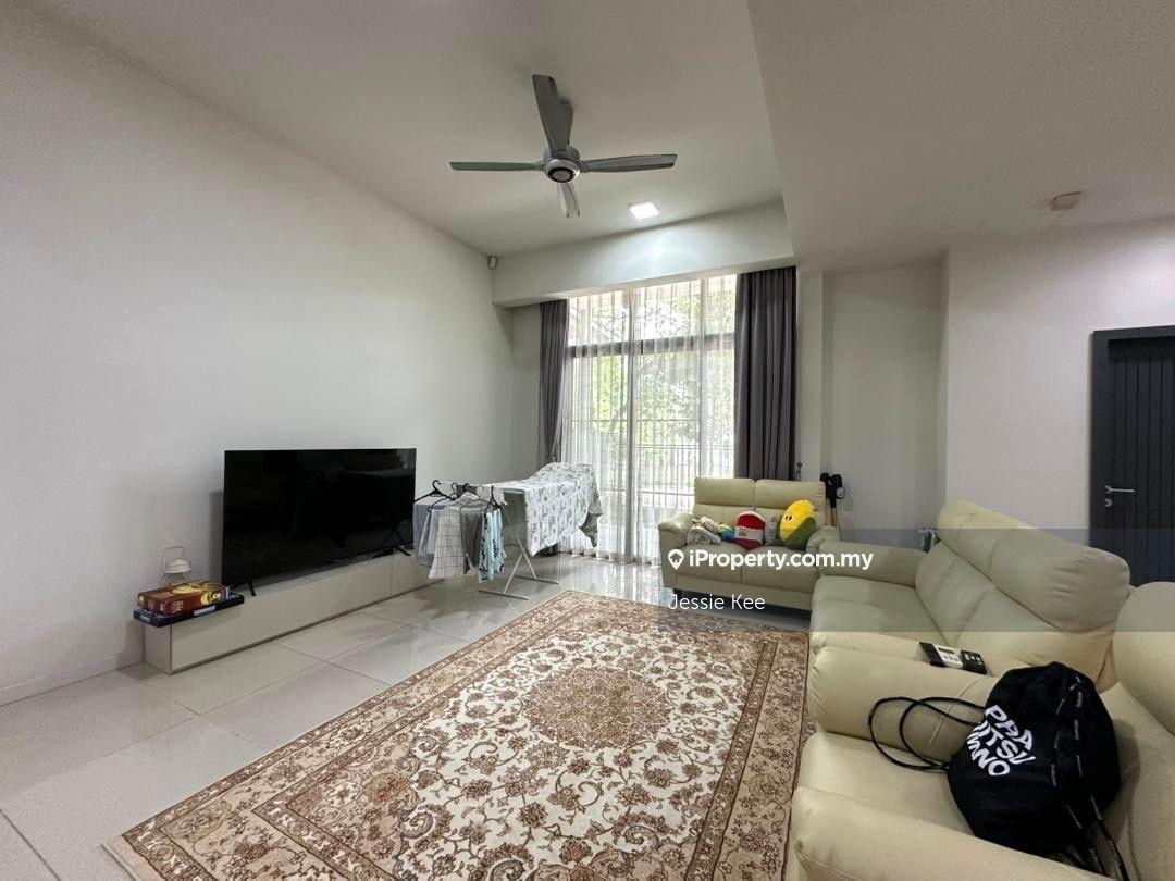 Rumah Berangkai 2 Tingkat untuk Dijual di Casaman, Desa Parkcity oleh Jessie Kee - iProperty.com.my