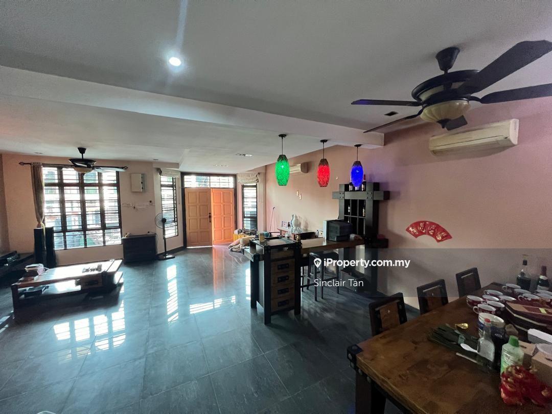 Rumah Berangkai 2 Tingkat untuk Dijual di Jalan Angsa Mas, Batu Berendam, Batu Berendam oleh Geoffery Wee - iProperty.com.my