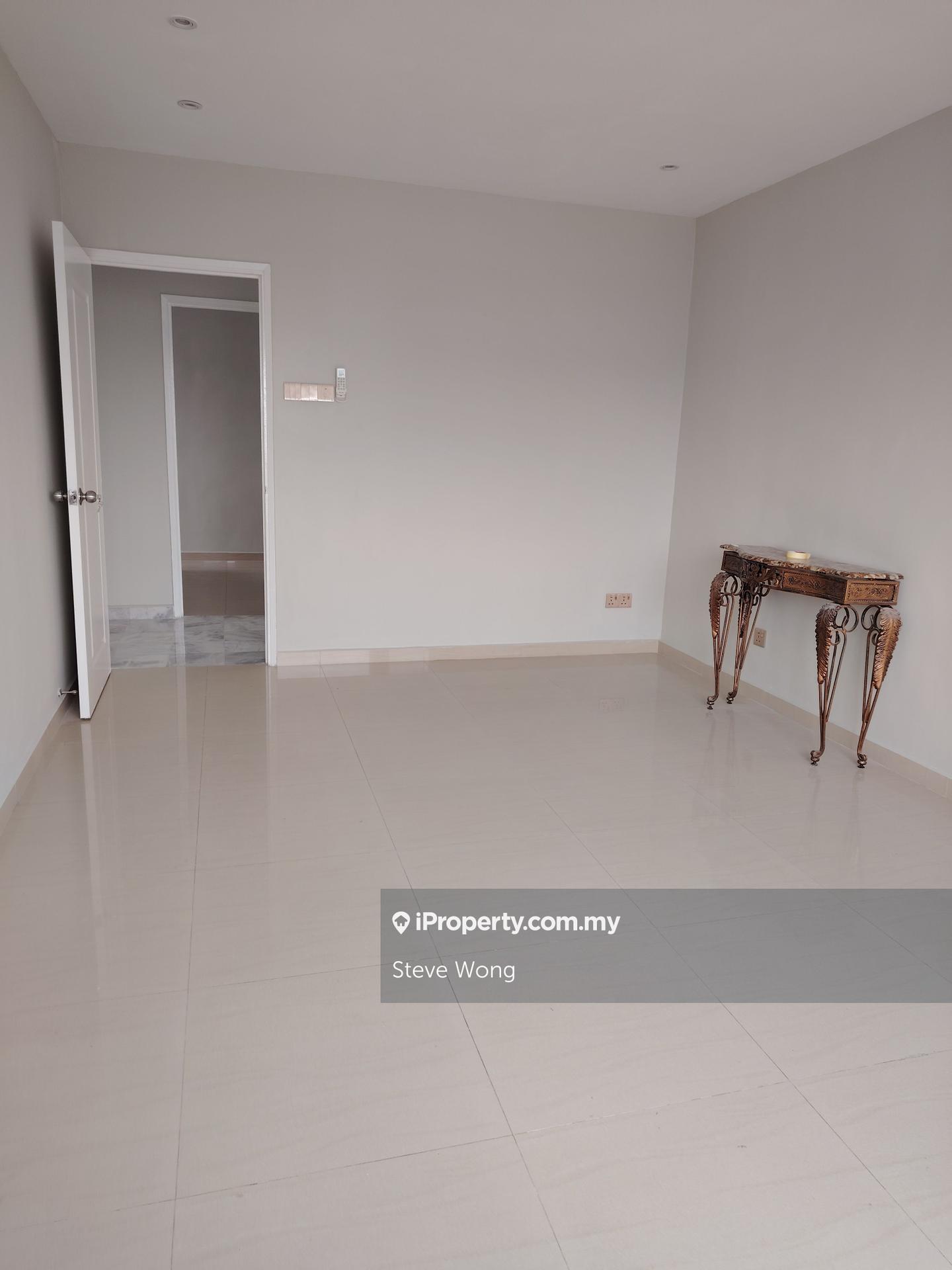 Condominium for Sale in Bam Villa by Steve Wong - iProperty.com.my