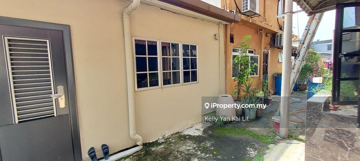 Rumah Berangkai 2 Tingkat untuk Dijual di Bandar Bukit Tinggi 2, Klang oleh Kelly Yan Kai Lit - iProperty.com.my