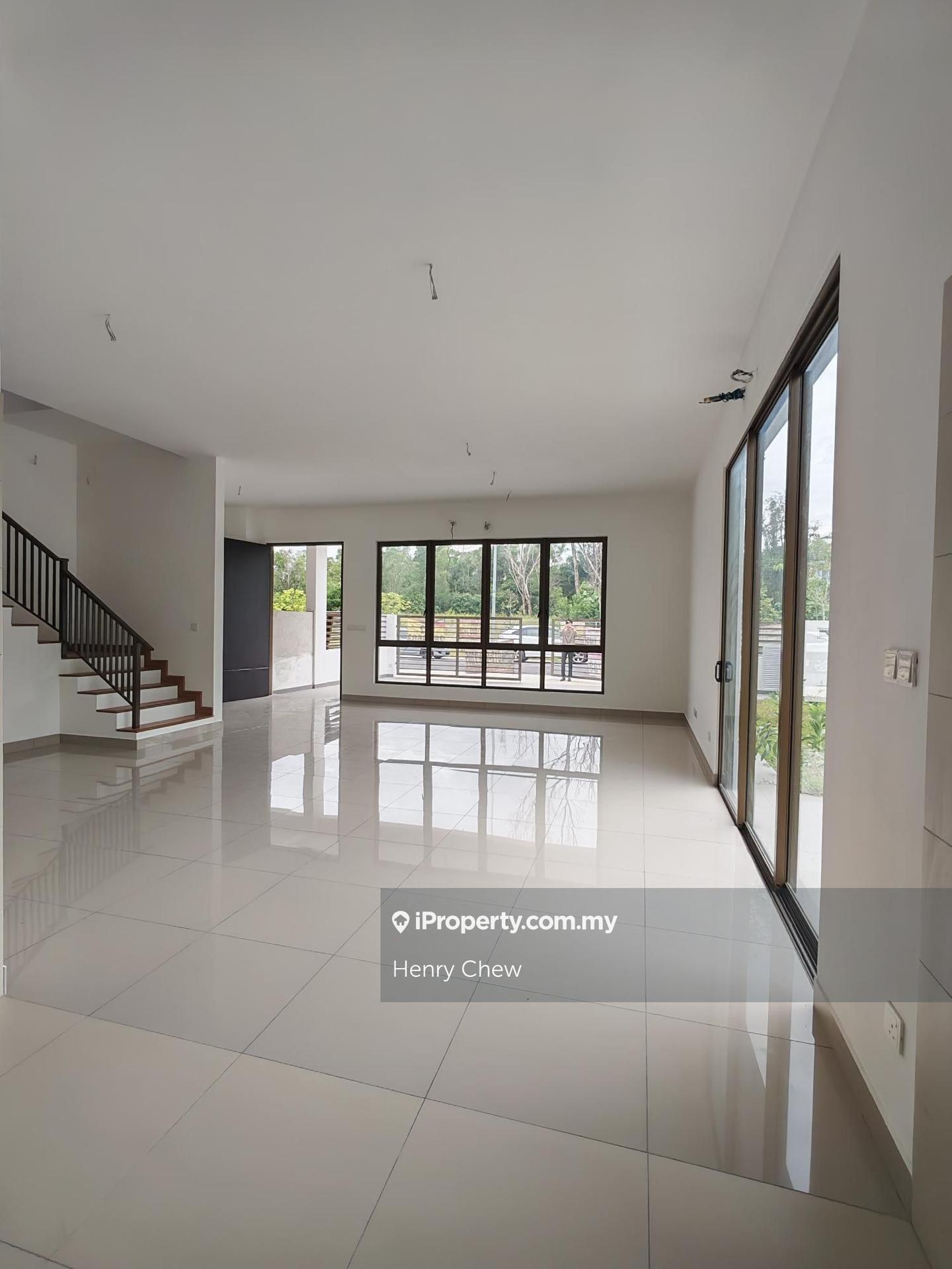Rumah Berkembar untuk Dijual di Bandar Bukit Puchong, Puchong oleh Henry Chew - iProperty.com.my
