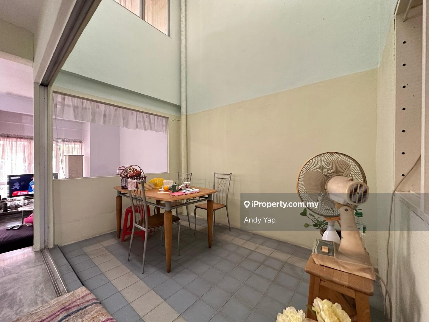 Rumah Teres untuk Dijual di Bandar Country Homes, Rawang oleh Andy Yap - iProperty.com.my