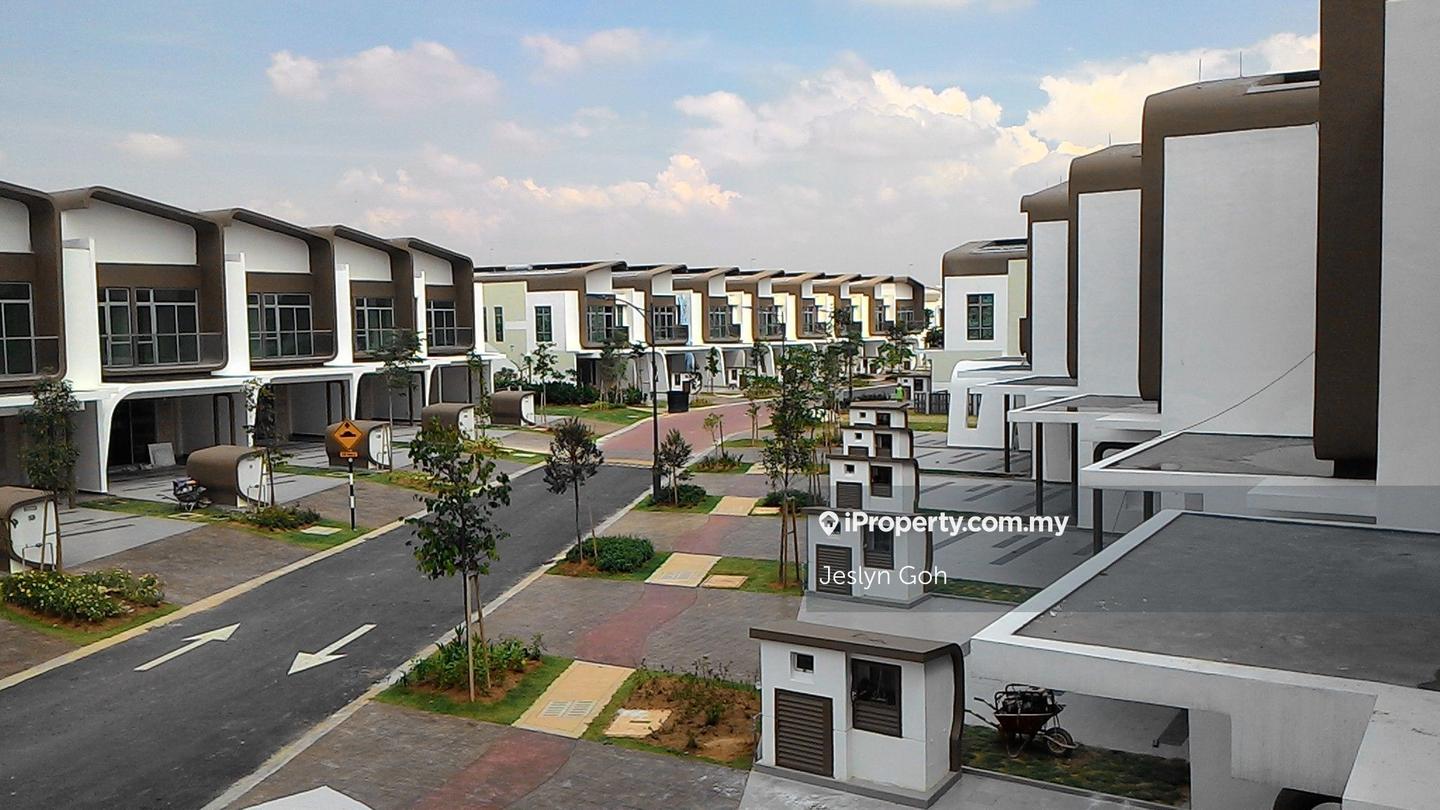 Rumah Berangkai 2 Tingkat untuk Disewa di Setia Eco Glades, Cyberjaya oleh Jeslyn Goh - iProperty.com.my