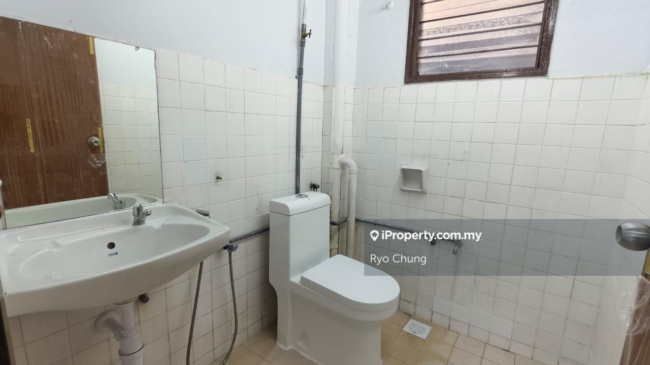 Rumah Pangsa untuk Disewa di Pusat Bandar Puchong oleh Ryo Chung - iProperty.com.my