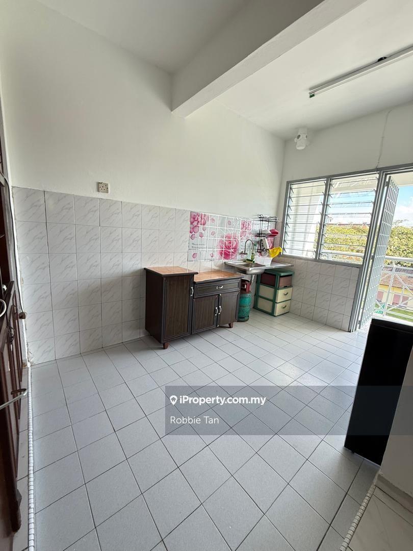 Apartment for Sale in Lily & Jasmine Apartment by Robbie Tan - iProperty.com.my