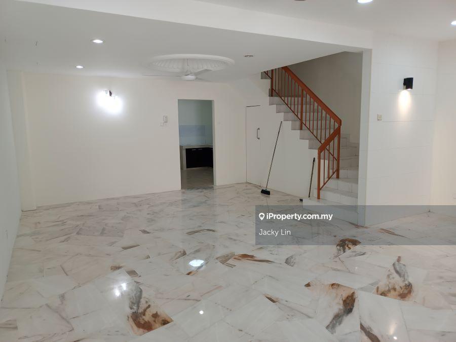 Rumah Berangkai 2 Tingkat untuk Disewa di Taman Saujana Puchong, SP 6, Puchong, Puchong oleh Jacky Lin - iProperty.com.my