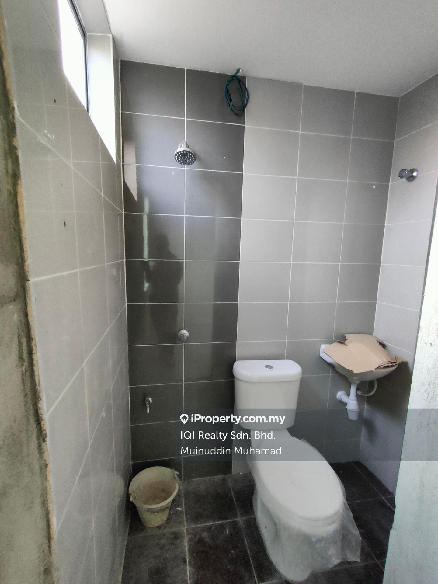 Semi-Detached House for Sale in Taman Sri Bahagia, Teluk Intan by Muinuddin Muhamad - iProperty.com.my