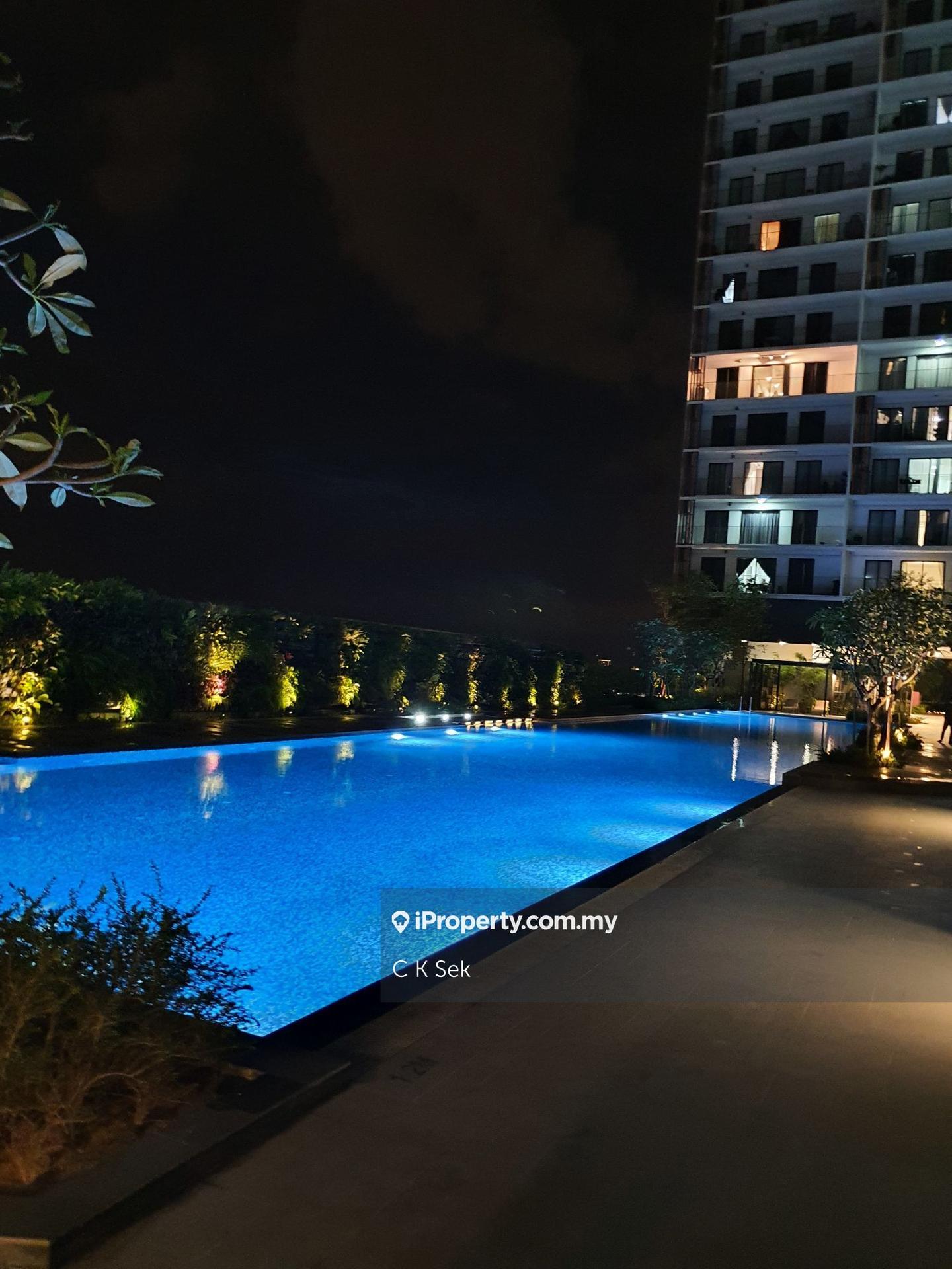 Residensi Servis untuk Disewa di Emporis oleh C K Sek - iProperty.com.my
