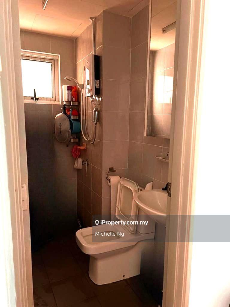 Condominium for Sale in The Edge Residence by Michelle Ng - iProperty.com.my