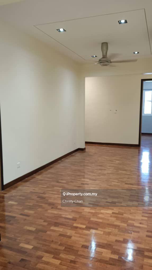 Rumah Berangkai 2 Tingkat untuk Dijual di Taman Lestari Putra, Seri Kembangan oleh Christy Chan - iProperty.com.my