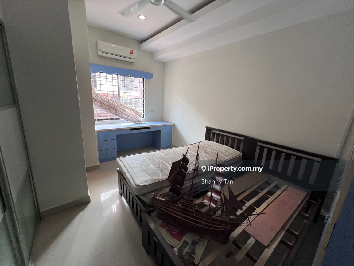 2-storey Terraced House for Sale in SL4, Bandar Sungai Long, Bandar Sungai Long by Shanny Tan - iProperty.com.my