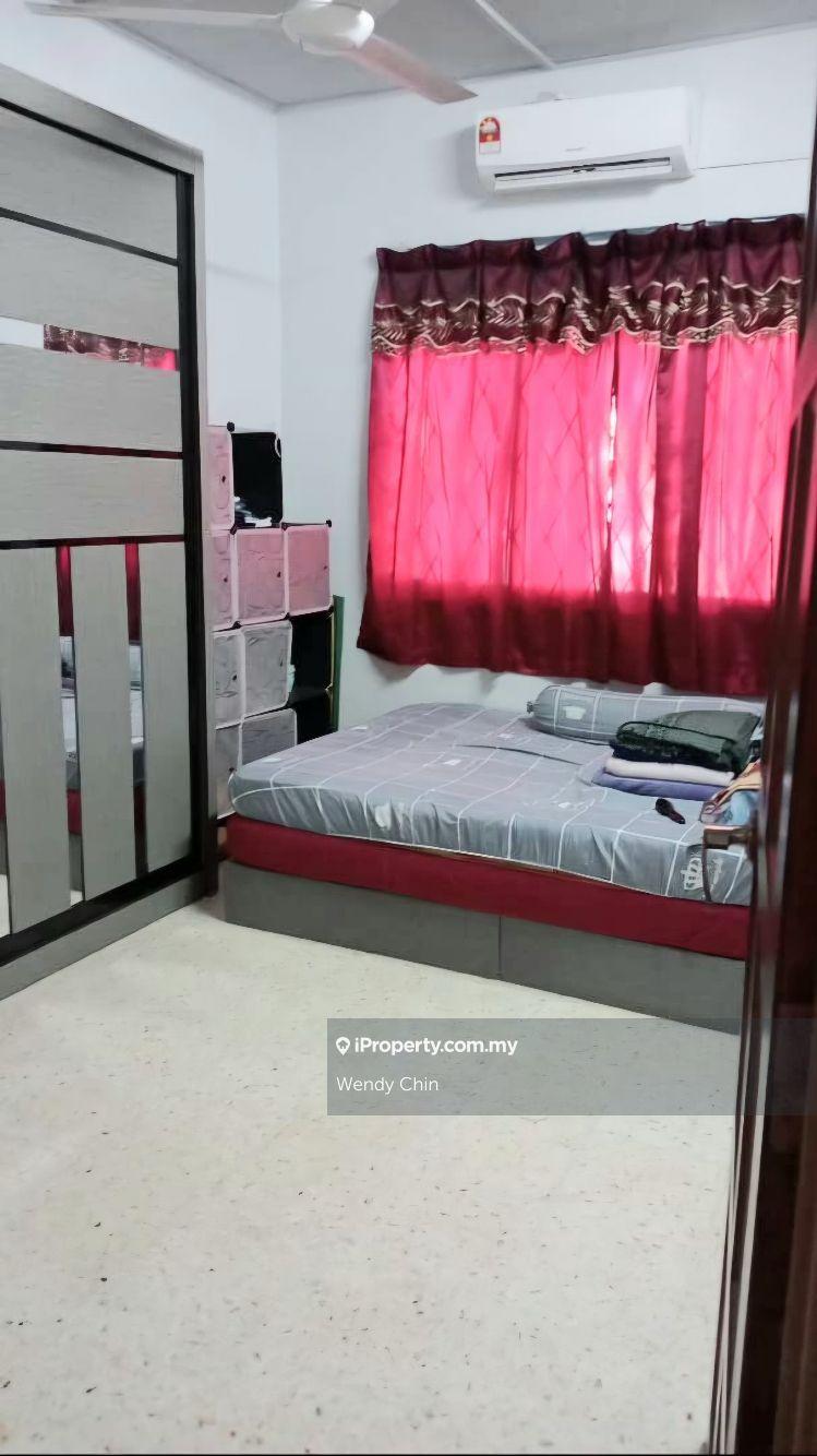 Rumah Berangkai 1 Tingkat untuk Dijual di Taman Puchong Intan, Puchong oleh Wendy Chin - iProperty.com.my