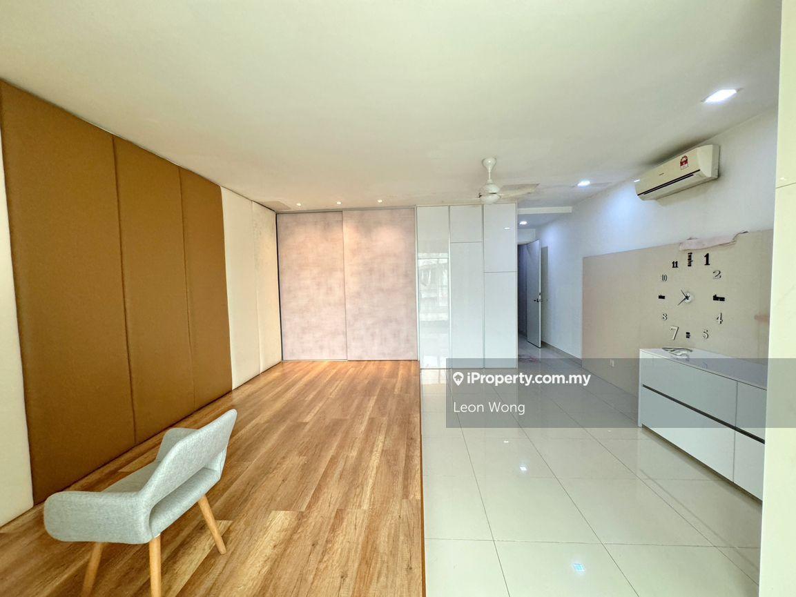 Rumah Berangkai 3.5 Tingkat untuk Dijual di TAMAN CASSIA Rawang ,Sri Hijau, New Green Park, Rawang oleh Leon Wong - iProperty.com.my