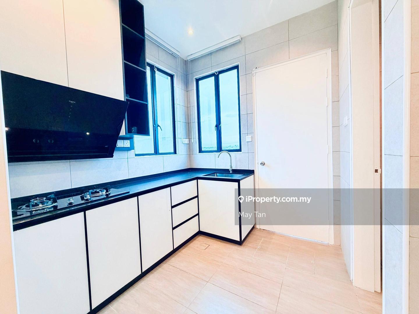 Rumah Berangkai 2 Tingkat untuk Dijual di Phase 3,Full loan, Kluang oleh May Tan - iProperty.com.my