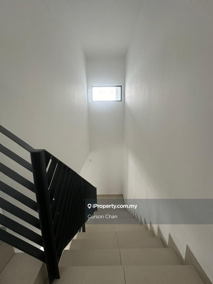 Rumah Berangkai 3 Tingkat untuk Dijual di Orkid Hill Cheras, Brand New 3Storey, guarded, Cheras oleh Carson Chan - iProperty.com.my