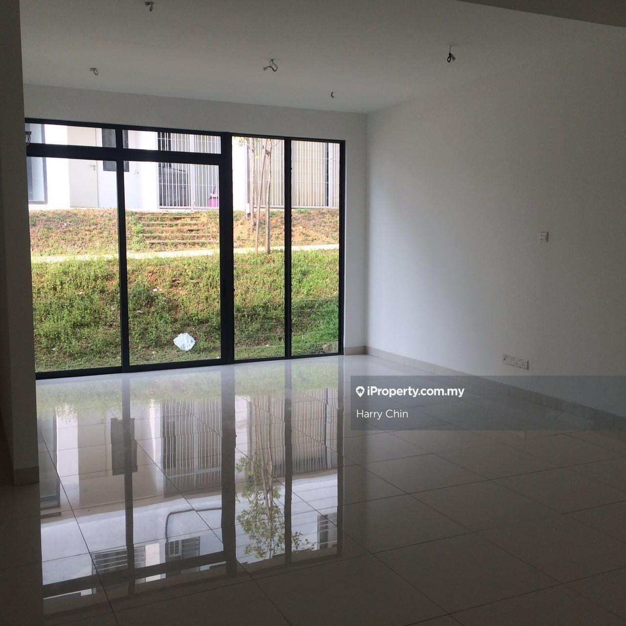 Rumah Berangkai 2 Tingkat untuk Dijual di Rawang LakeClub ParkHome, Rawang, park home, Rawang oleh Harry Chin - iProperty.com.my