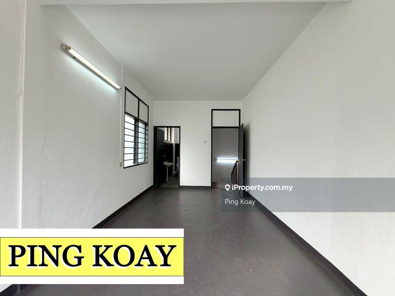 Rumah Berkembar untuk Dijual di 2 STY SEMI-D CORNER | 3700SF | PEACEFUL AREA, Tanjung Tokong oleh Ping Koay - iProperty.com.my