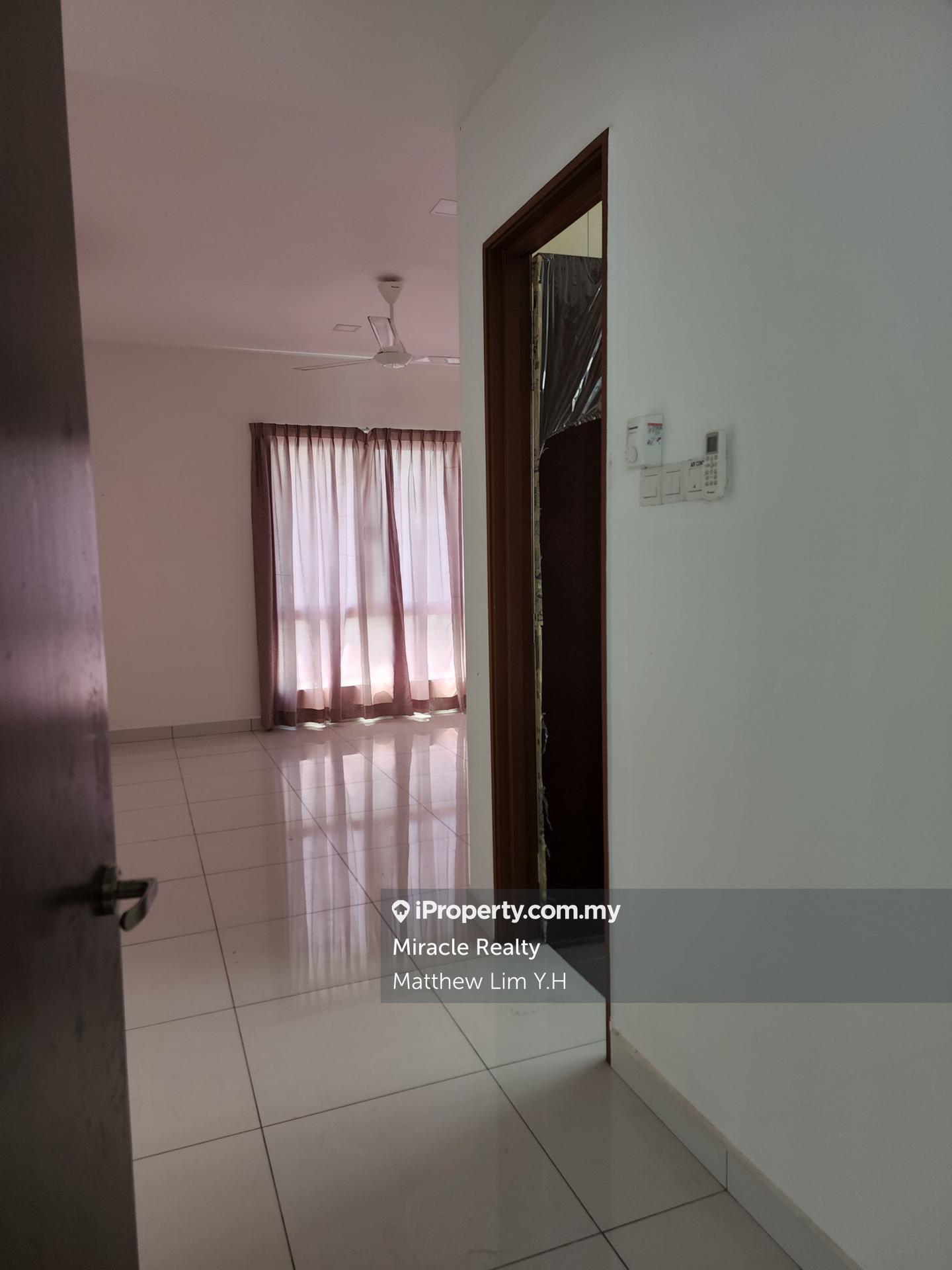 Rumah Berkembar untuk Dijual di Ambang Botanic, Klang oleh Matthew Lim Y.H - iProperty.com.my