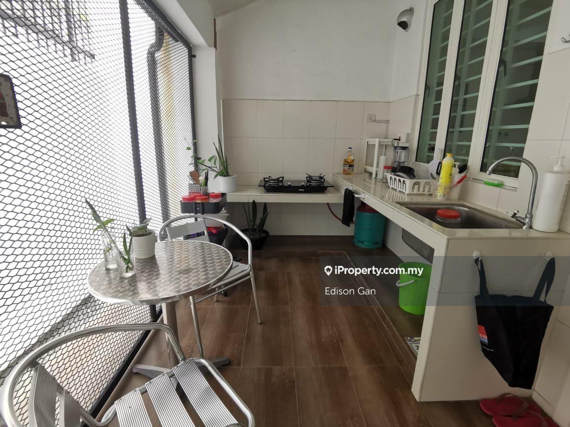 Semi-Detached House for Rent in Mont Kiara, Kuala Lumpur by Edison Gan - iProperty.com.my