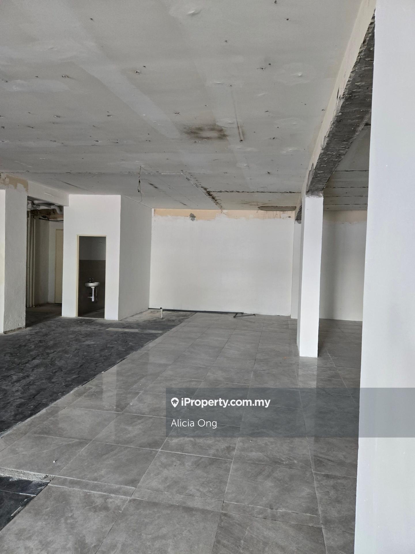 Shop-Office for Sale in Fraser Business Park, Sungai Besi by Alicia Ong - iProperty.com.my