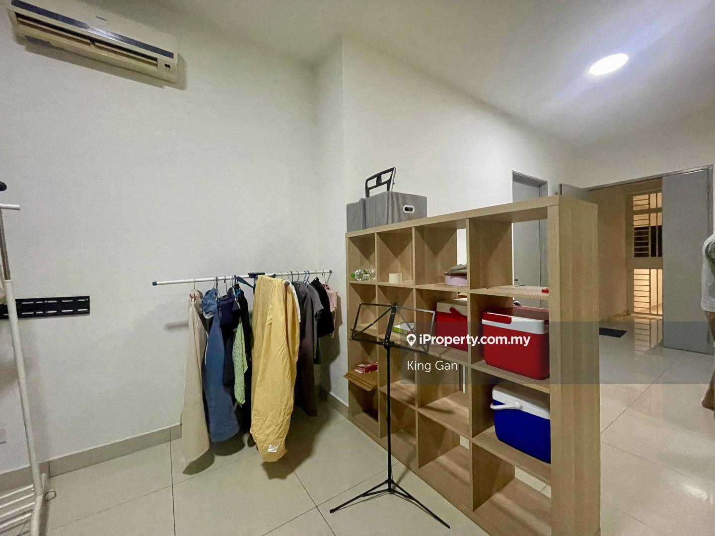 Condominium for Sale in Vila Vista by King Gan - iProperty.com.my