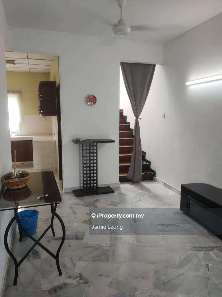 Pangsapuri untuk Dijual di Putra Apartment oleh Jamie Leong - iProperty.com.my