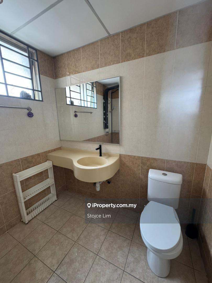 Kondominium untuk Dijual di Platinum Hill PV 6 oleh Stojce Lim - iProperty.com.my