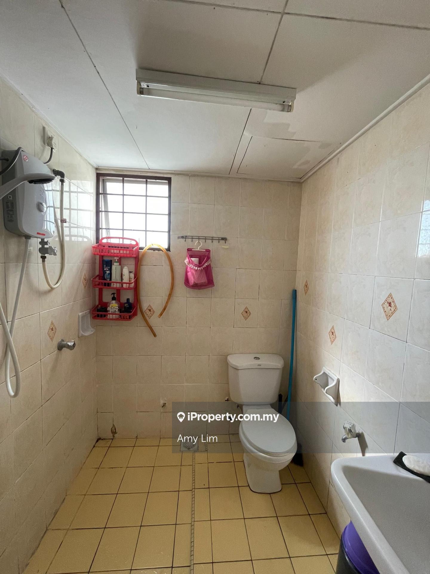 Kondominium untuk Dijual di Casa Puteri Condominium oleh Amy Lim - iProperty.com.my