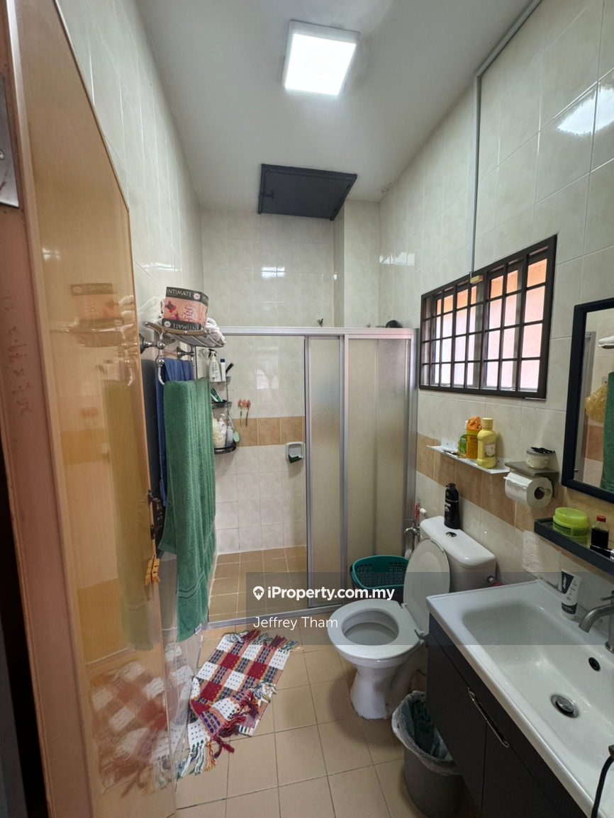 Rumah Berangkai 2 Tingkat untuk Dijual di Saujana Damansara, Damansara Damai oleh Jeffrey Tham - iProperty.com.my