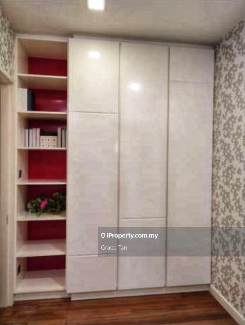 Rumah Berkembar untuk Dijual di Taman Equine, Seri Kembangan oleh Grace Tan - iProperty.com.my