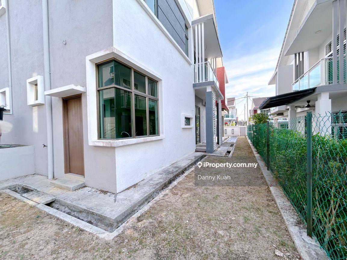 Semi-Detached House for Sale in Taman Saujana Tehel, Bukit Katil by Danny Kuah - iProperty.com.my