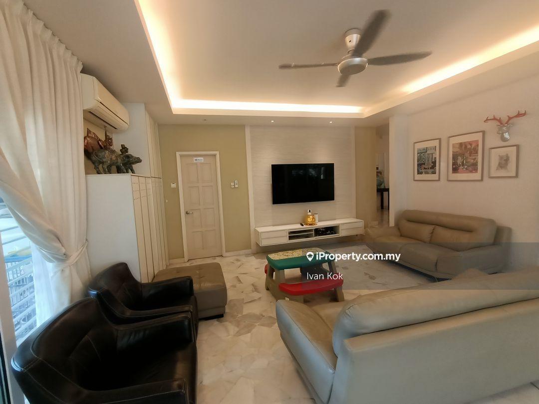 Rumah Berkembar untuk Dijual di SS 21, Damansara Utama, Petaling Jaya oleh Ivan Kok - iProperty.com.my
