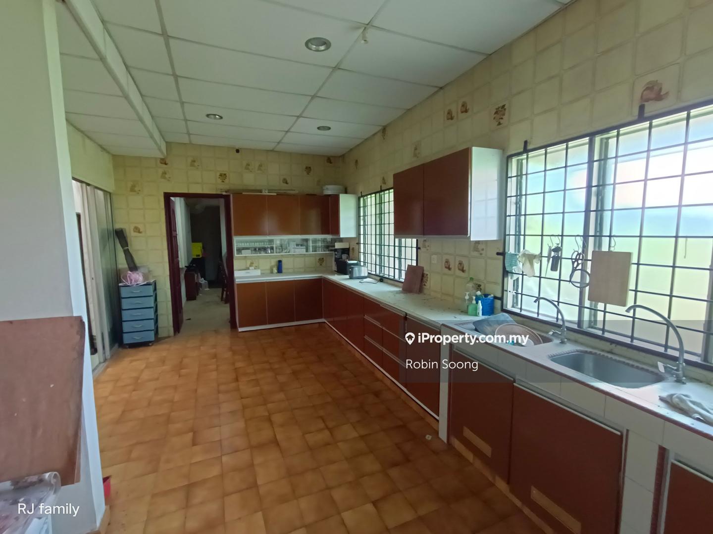 Bungalow House for Sale in Taman Muhibbah, Klebang by Robin Soong - iProperty.com.my