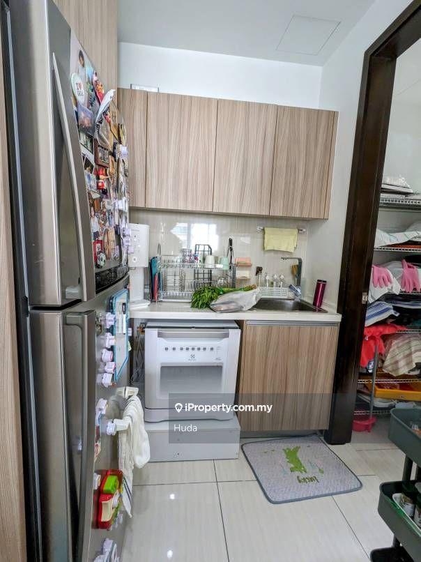 Service Residence for Sale in The Elements by Huda - iProperty.com.my