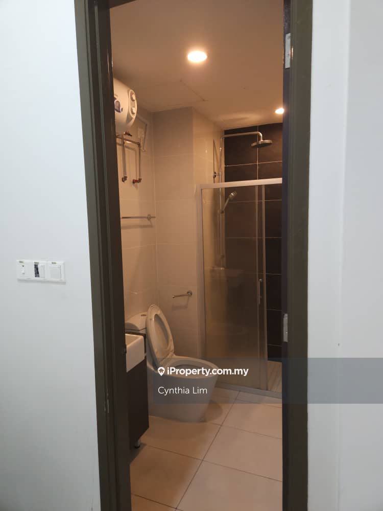 Condominium for Rent in Amberside @ Country Garden Danga Bay by Cynthia Lim - iProperty.com.my