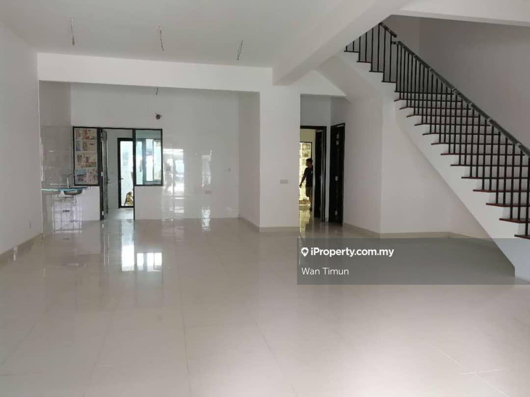 3-storey Terraced House for Sale in Duta Villa setia alam, Setia Alam by Wan Timun - iProperty.com.my