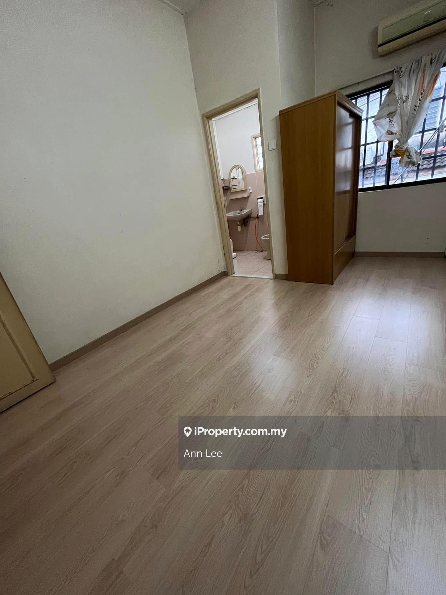 Rumah Berangkai 2 Tingkat untuk Dijual di Sungai Long, Bandar Sungai Long oleh Ann Lee - iProperty.com.my