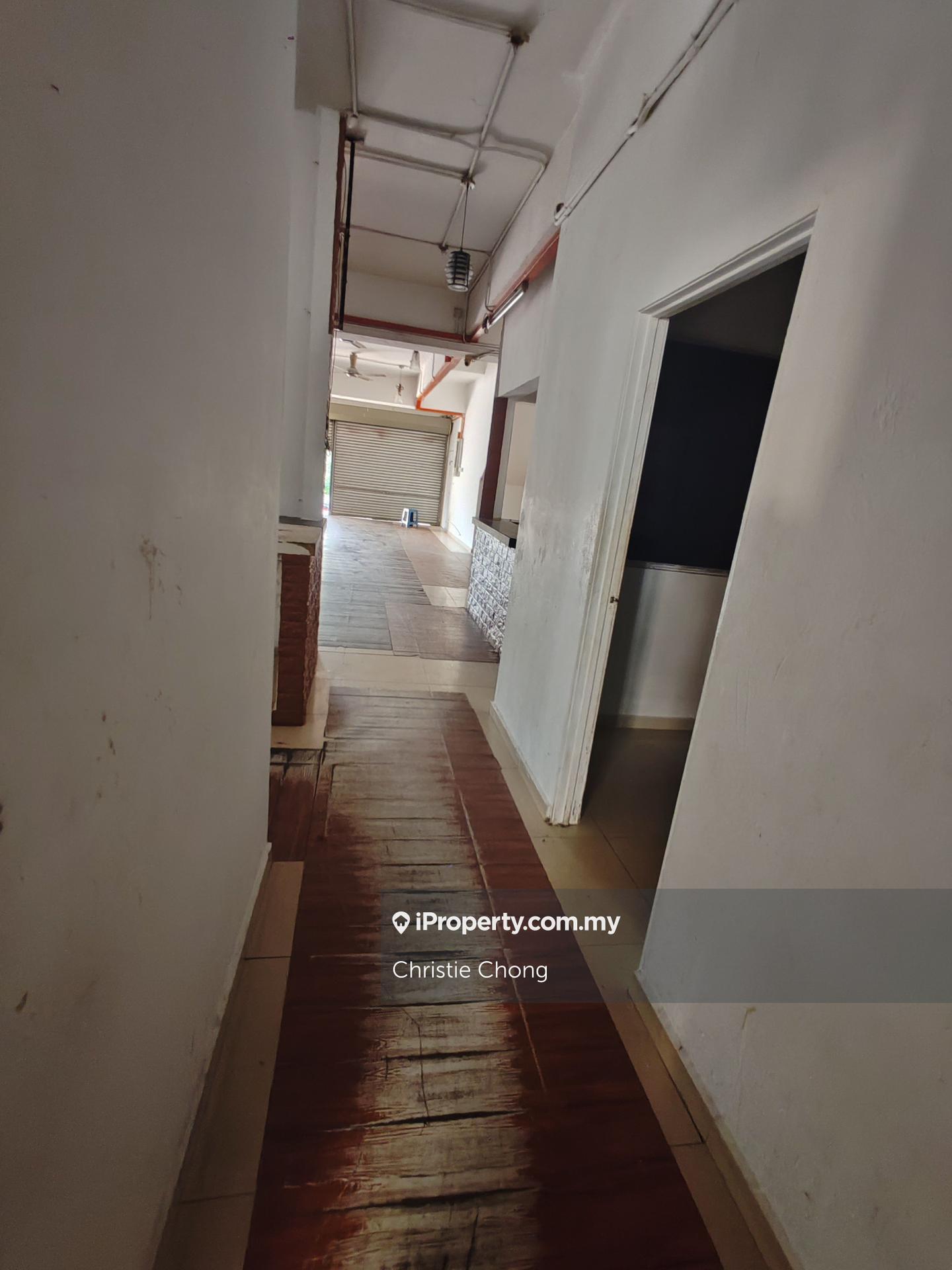 Kedai-Pejabat untuk Dijual di Bandar Baru Nilai, Nilai oleh Christie Chong - iProperty.com.my