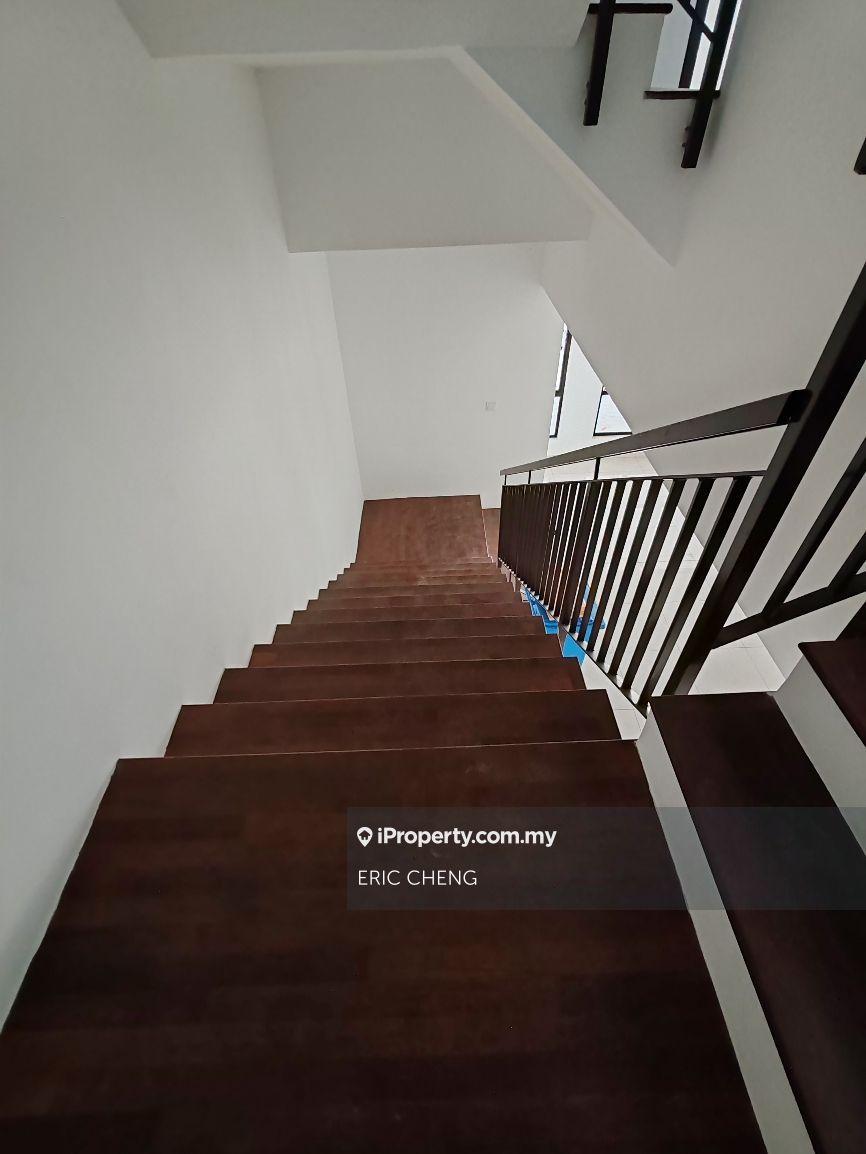 Rumah Berangkai 3 Tingkat untuk Dijual di Setia Utama, Setia Alam oleh ERIC CHENG - iProperty.com.my